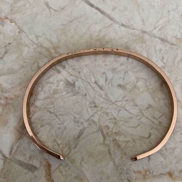 Daniel Wellington Rose Gold Minimalist Cuff Bracelet Unisex - Picture 7 of 10